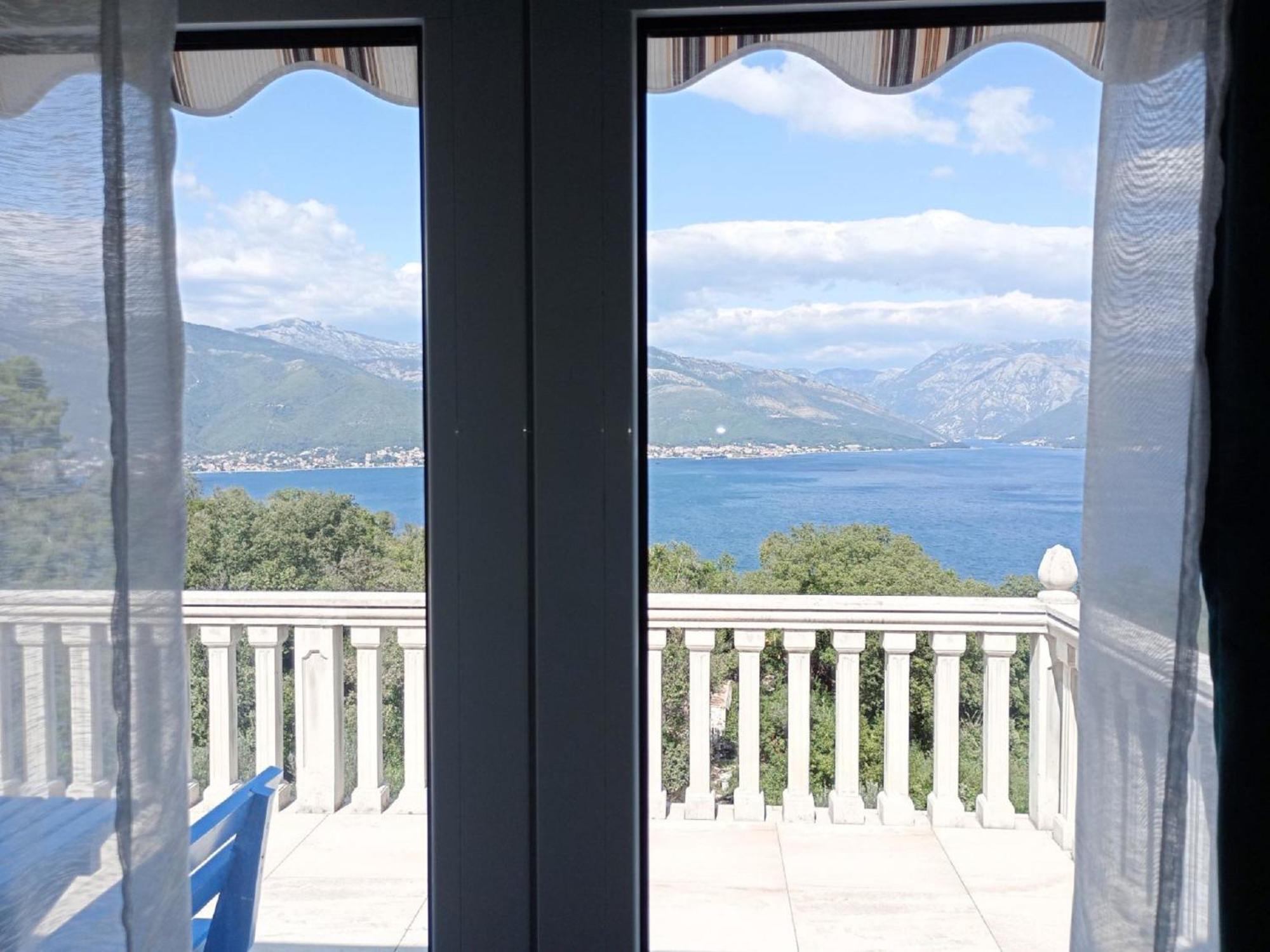 Apartments Vidikovac ティヴァト エクステリア 写真
