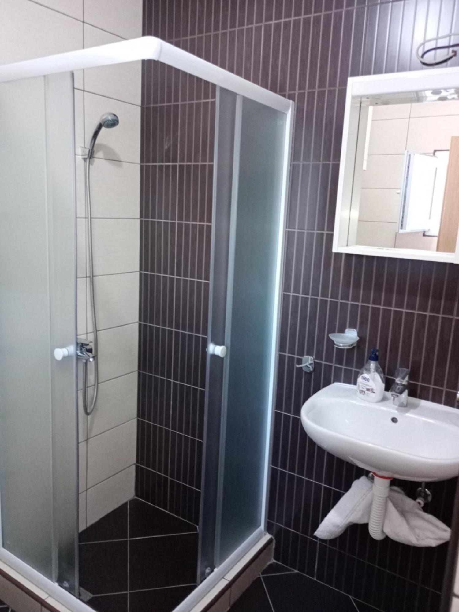 Apartments Vidikovac ティヴァト エクステリア 写真