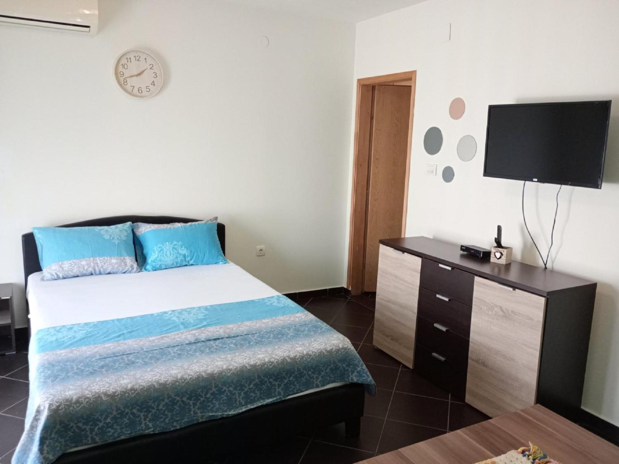 Apartments Vidikovac ティヴァト エクステリア 写真